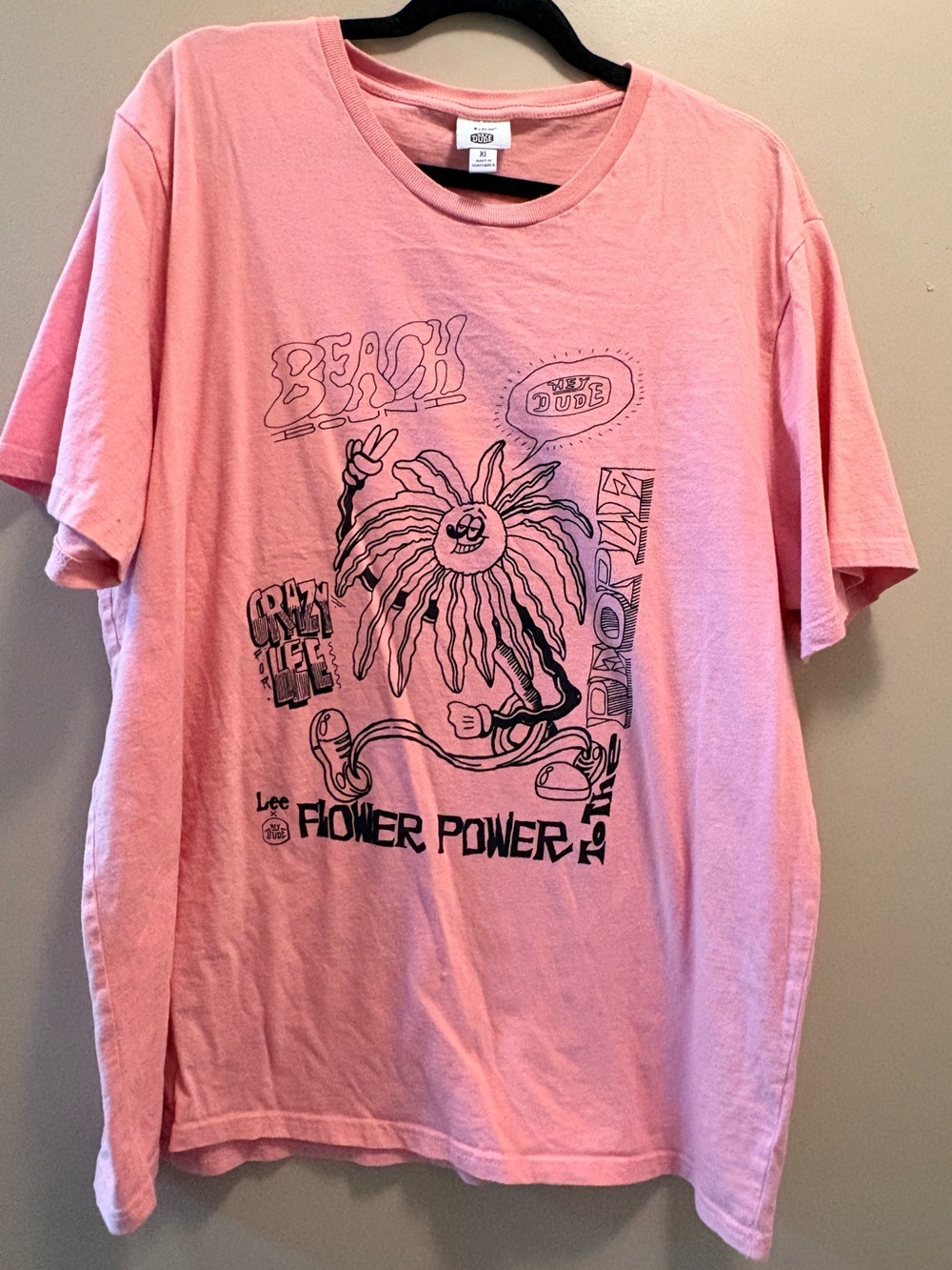 Lee Pink Short-Sleeve 'Flower Power' Graphic Tee